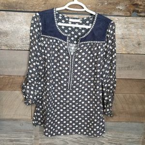 Flattering Mixed Material Top